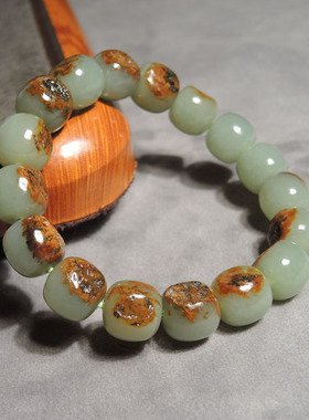 惊呆了方言精品和田玉新疆黄沁皮蓝调沙枣青籽料12mm老型珠手链h0