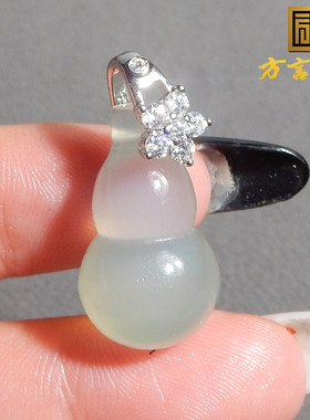 特色方言和田玉佩戴级荔枝种冰底淡绿色玛瑙玉髓福禄吊坠挂件R9