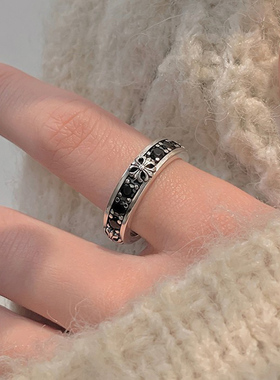 嘻哈做旧十字架黑色锆石镶嵌开口戒指小众设计高级感个性情侣指环