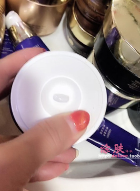 韩国CC霜遮瑕提亮保湿隐形毛孔BB