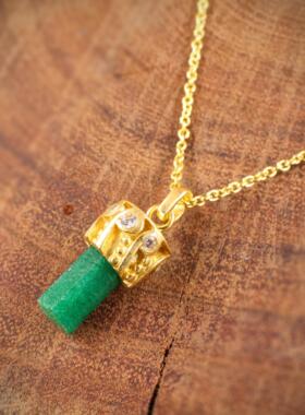 天然祖母绿六边形纯银镀金项链