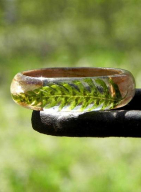 树脂木质复古天然绿色蕨类戒指