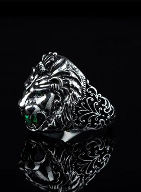 男纯银复古狮头徽章绿色锆石徽章