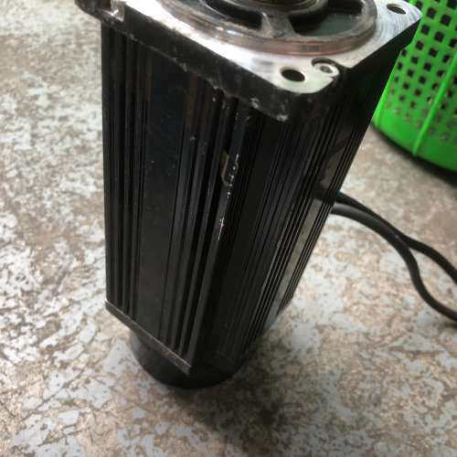 议价英威腾1kw伺服电机SV-ML08-1R0F-2-1A0 - 图2