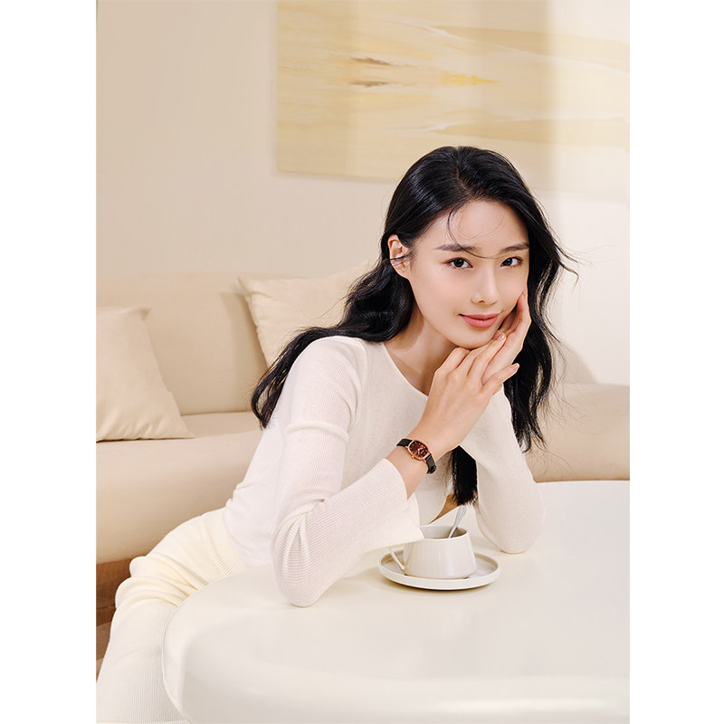 【店铺热销】飞亚达小可可手表倾城女款石英表女复古小众送女友