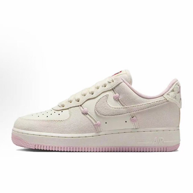 NIKE Air Force 1 Valentine's Day limited floor sneakers