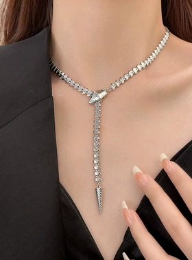 可调节蛇形项链女生爆款气质毛衣链小众设计轻奢高级感中长款颈链