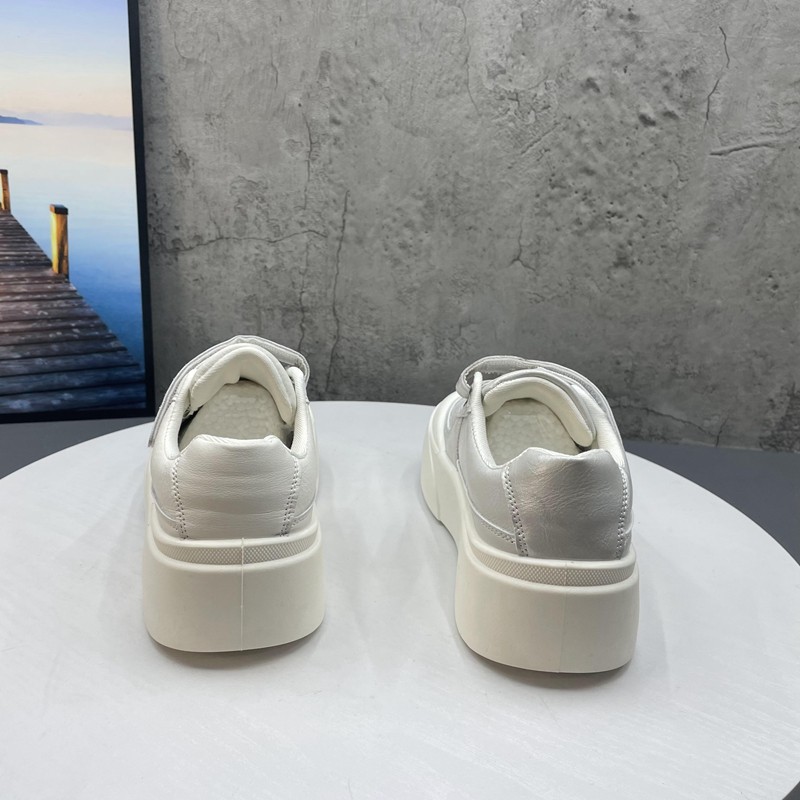 撤柜断码2025春季新款时尚百搭小白鞋魔术贴学院风平底板鞋女鞋,淘宝优惠券,粉丝福利购,淘宝优惠卷