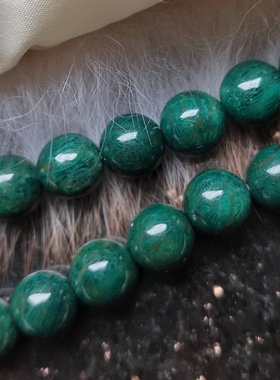 小乔珠宝天然墨绿色可遇10项链