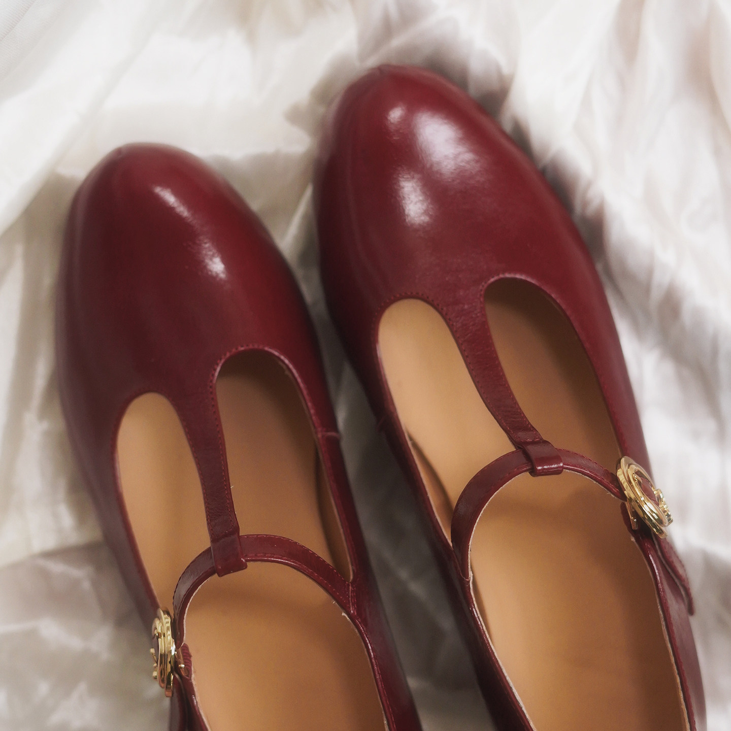 奈里法式优雅摩登口红高级牛皮质感中古40红色高跟鞋一字带玛丽珍,淘宝优惠券,粉丝福利购,淘宝优惠卷