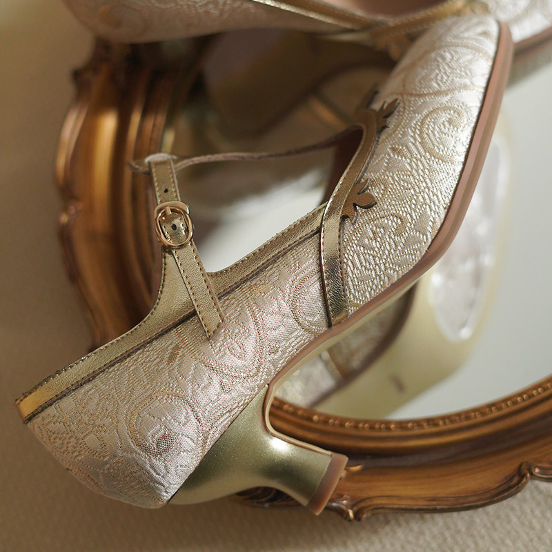 奈里复古温柔古董鞋维多利亚中古鞋酒杯跟丁字带玛丽珍旗袍单鞋,淘宝优惠券,粉丝福利购,淘宝优惠卷