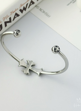 辣妹美式十字架开口手镯女不掉色