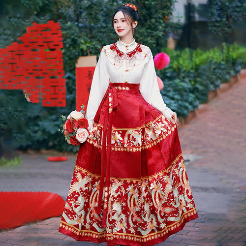 原创缘定今生新中式敬酒服大码马面裙套装胖mm新娘订婚拜年汉服女 - 图3