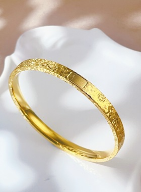 高保色沙金招财吉言三面碎冰冰爆闪手镯时尚轻奢感碎冰冰手环