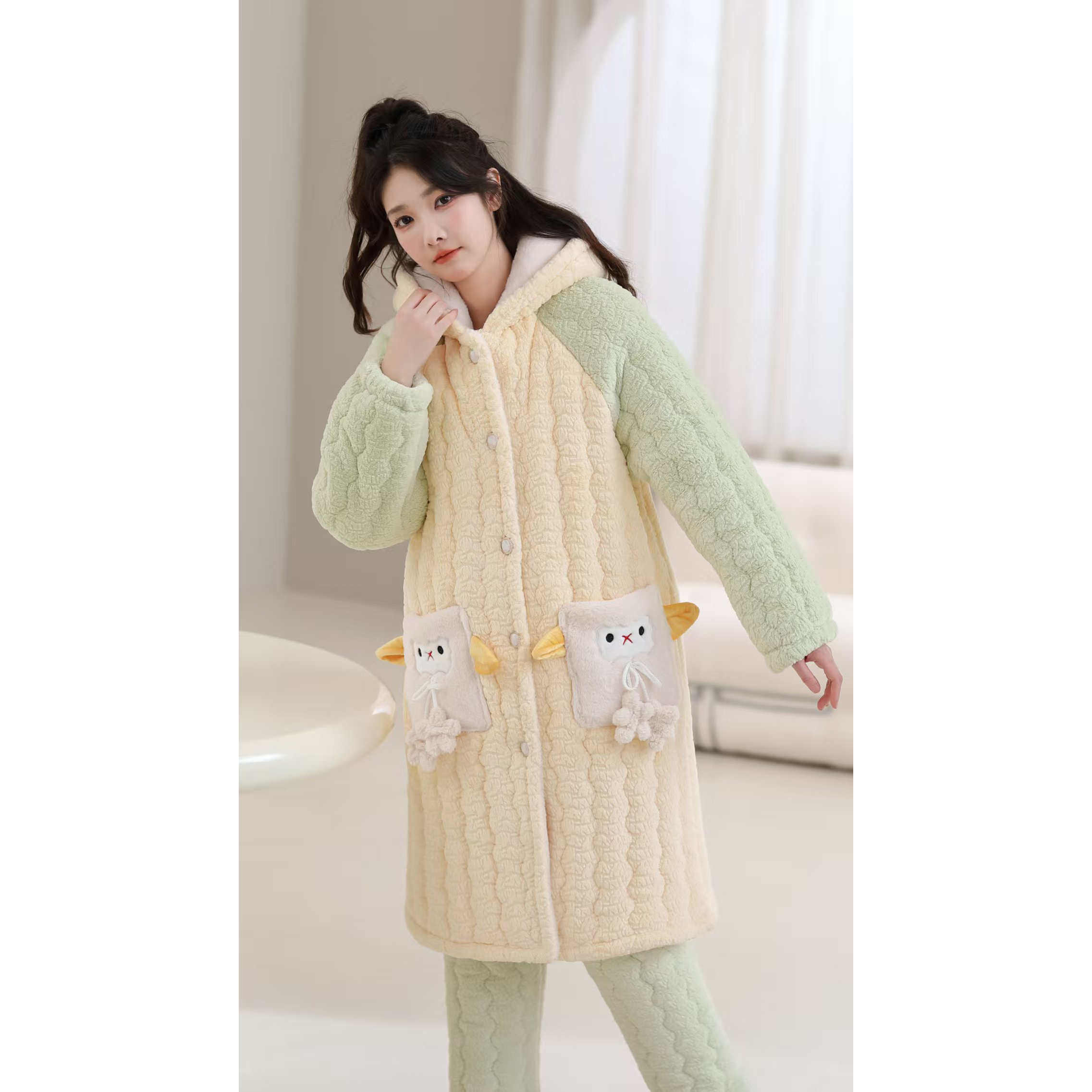 反季特价秋冬三层夹棉睡袍女加厚加绒长款连帽睡衣可爱家居服套装,淘宝优惠券,粉丝福利购,淘宝优惠卷