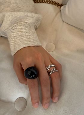 安哥拉红树脂宽戒指百搭女主风