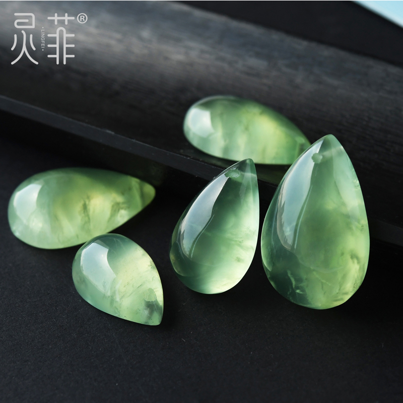 高品质冰种葡萄晶绿色水晶项链男女 灵菲葡萄石水滴吊坠一物一图 高品质冰种葡萄晶绿色水晶项链男女 灵菲葡萄石水滴吊坠一物一图