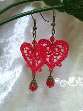 新娘蕾丝复古宫廷风红色礼服配饰