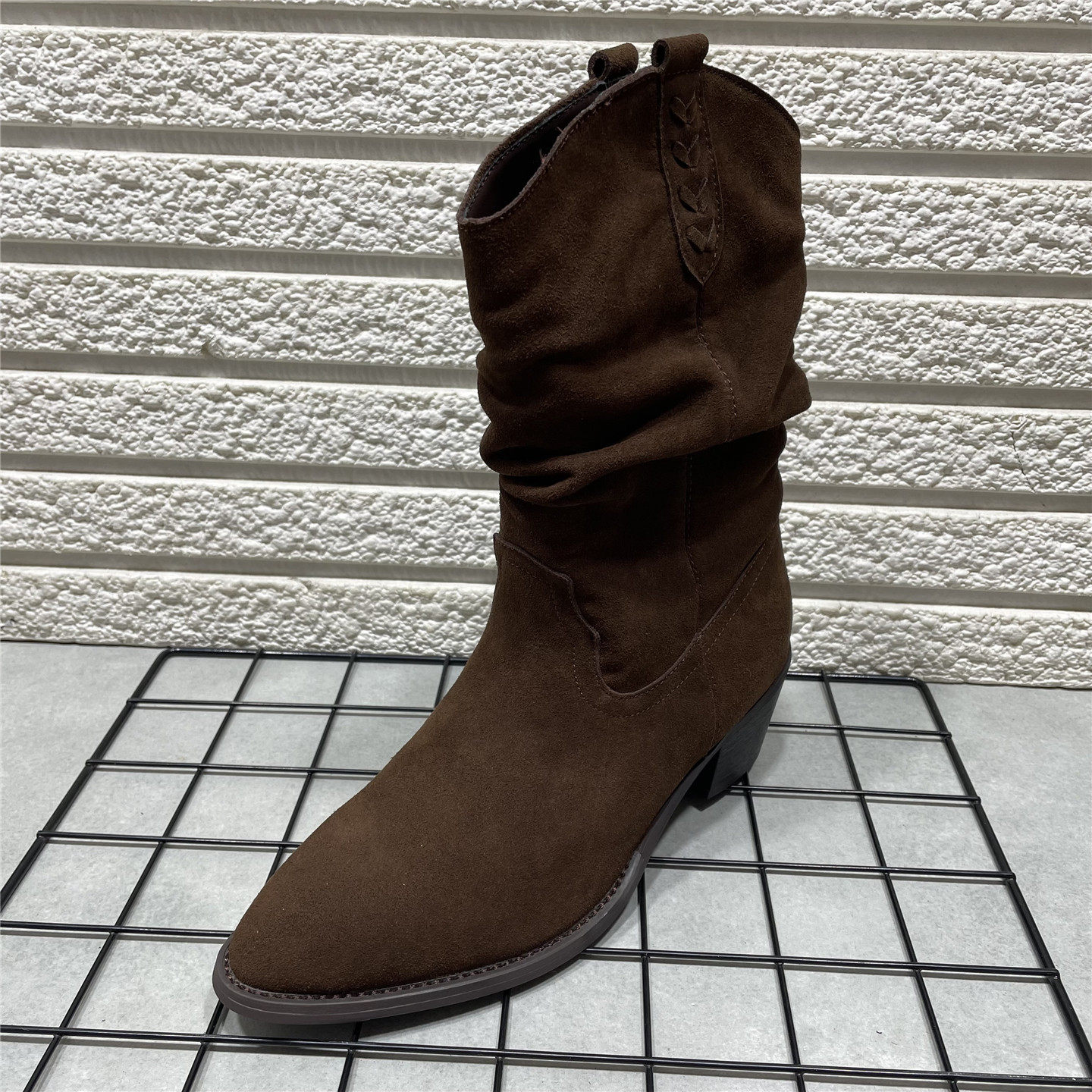 断码处理2025新款真皮复古堆堆靴西部靴时尚粗跟尖头中筒靴女靴子,淘宝优惠券,粉丝福利购,淘宝优惠卷