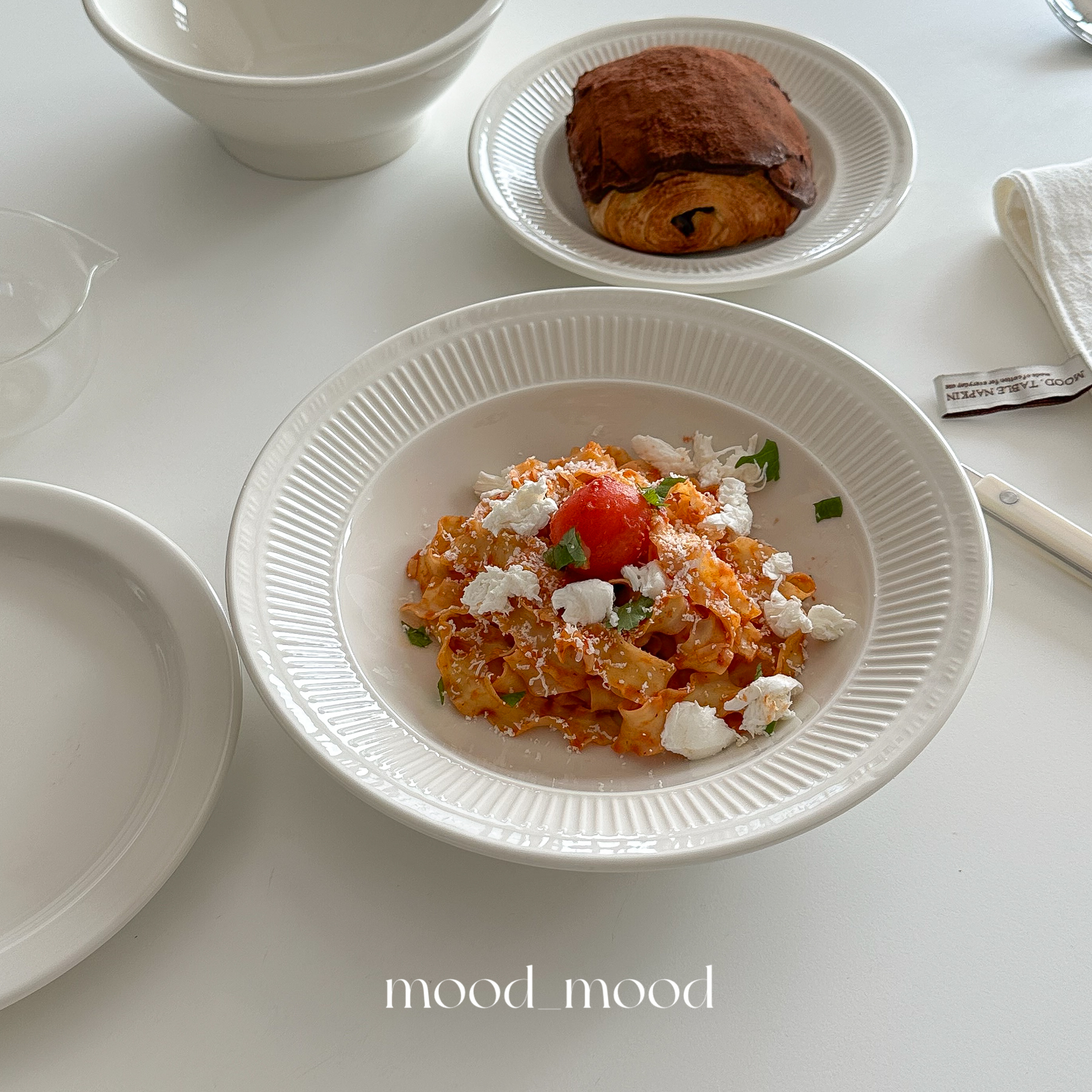 moodboard 乳白系列/浮雕汤盘 厚实宫廷感法式意面西餐店用陶瓷 - 图2