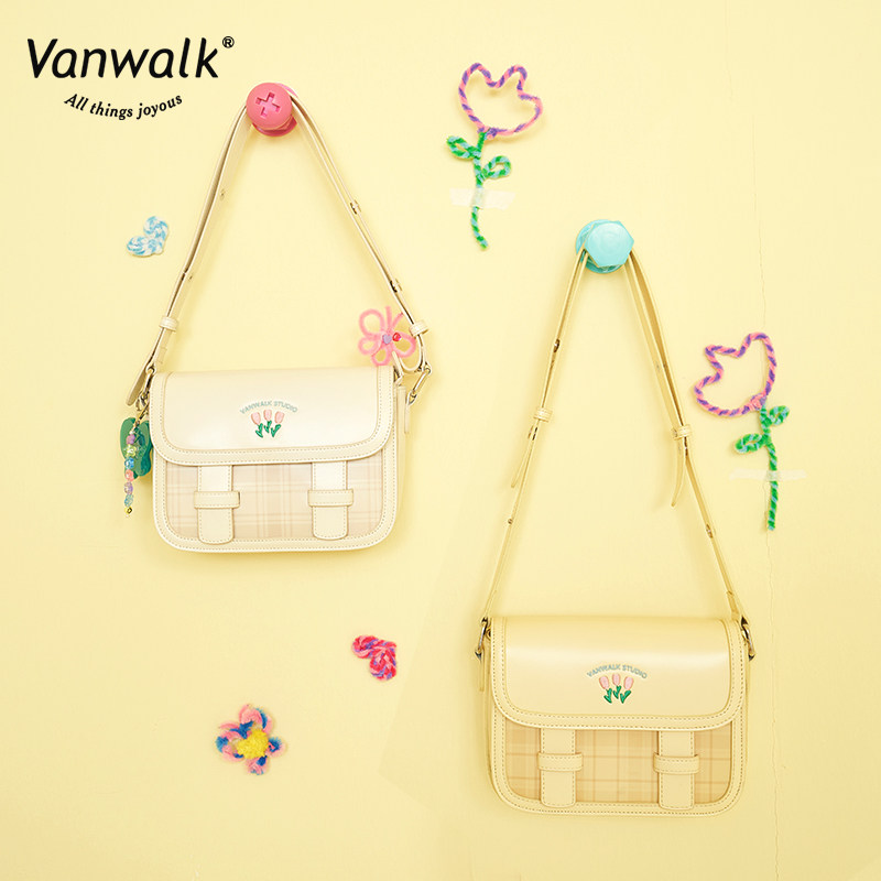 vanwalk caro联名夏季可爱感剑桥包 出走女士包袋