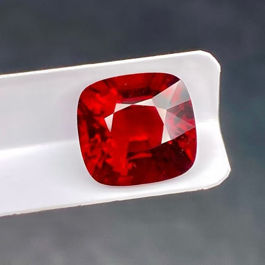 新货6.22克拉天然鸽血红碧玺戒面卢比来裸石方枕形颜色明亮彩笔 - 图3