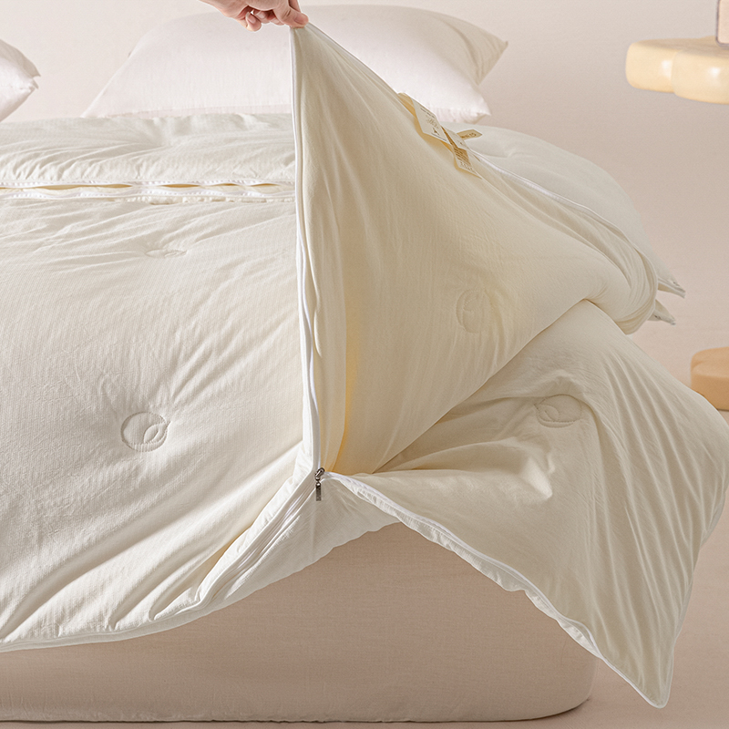  卡丝迪尔家纺化纤被