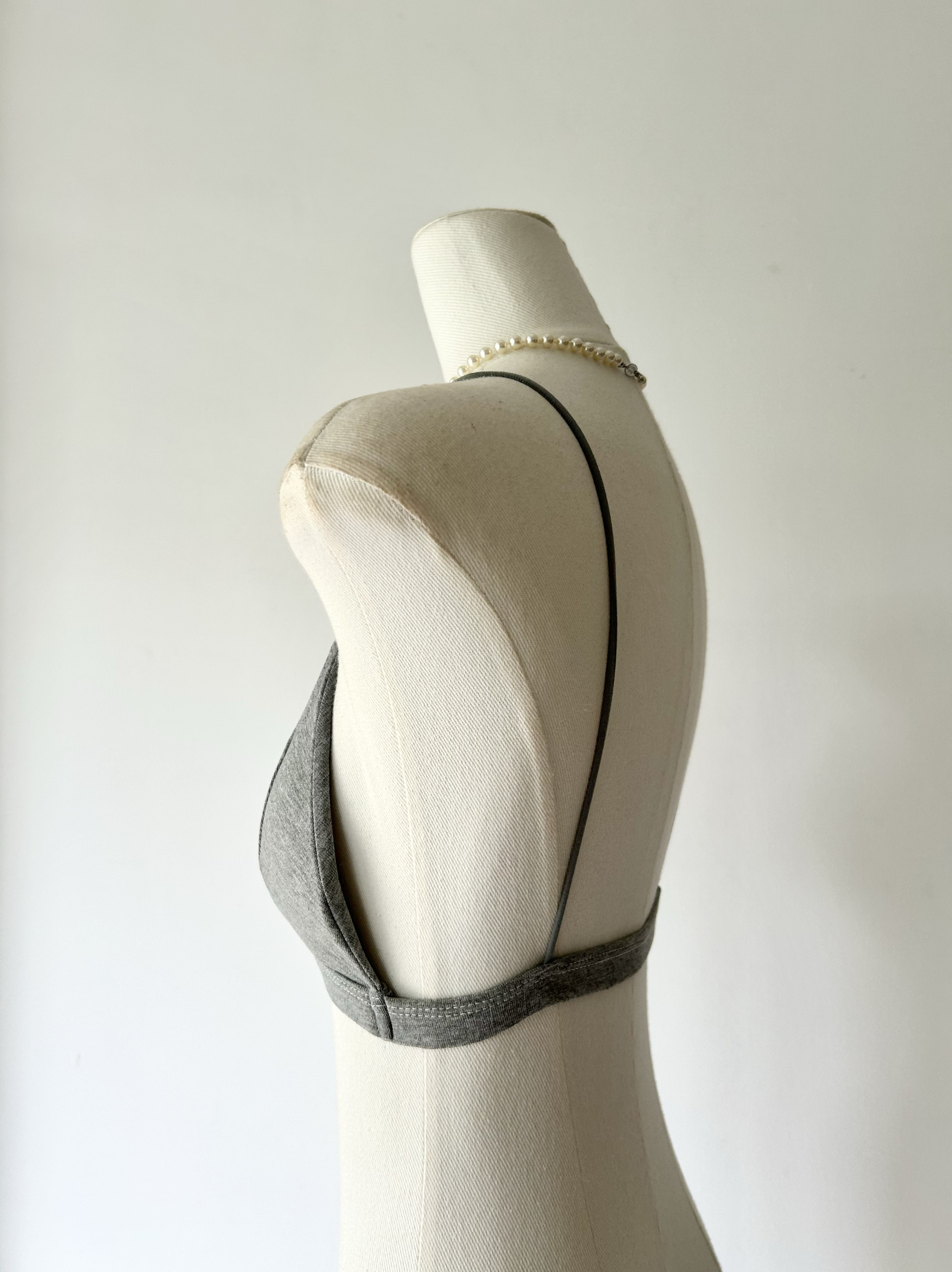 立时三刻 工作室订单 法式三角杯内衣女细带无钢圈美背不凸点小胸,淘宝优惠券,粉丝福利购,淘宝优惠卷