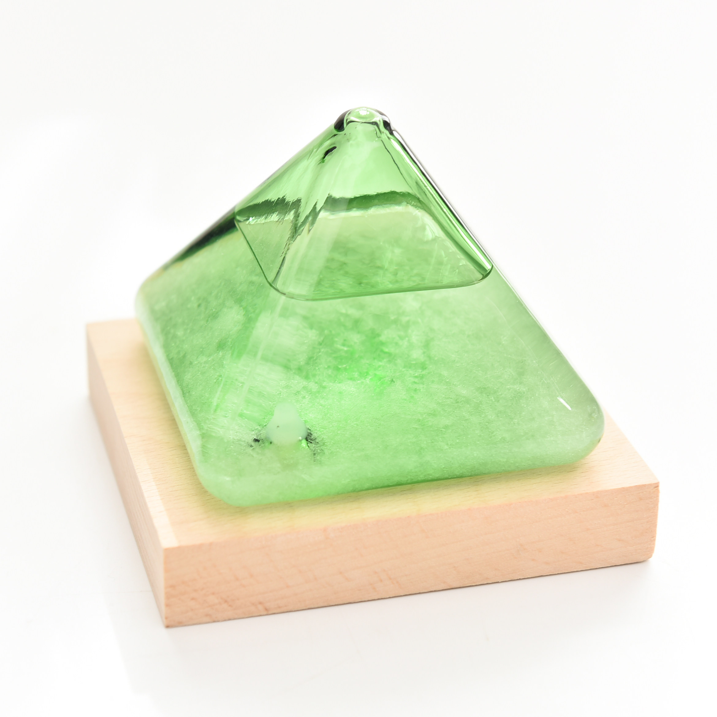 天气预报瓶金字塔新款风暴瓶创意桌面摆件送男女朋友闺蜜生日礼物,淘宝优惠券,粉丝福利购,淘宝优惠卷