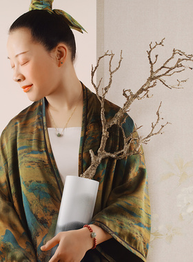 鸭蛋青珠宝猫眼碧玉碧玉手串