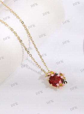 伊甸乐园系列粉色铁线莲与红水晶项链