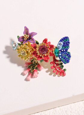 梦幻花园系列蓝色蝴蝶红色花朵