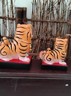 桧木雕彩绘虎爷摆件工艺品