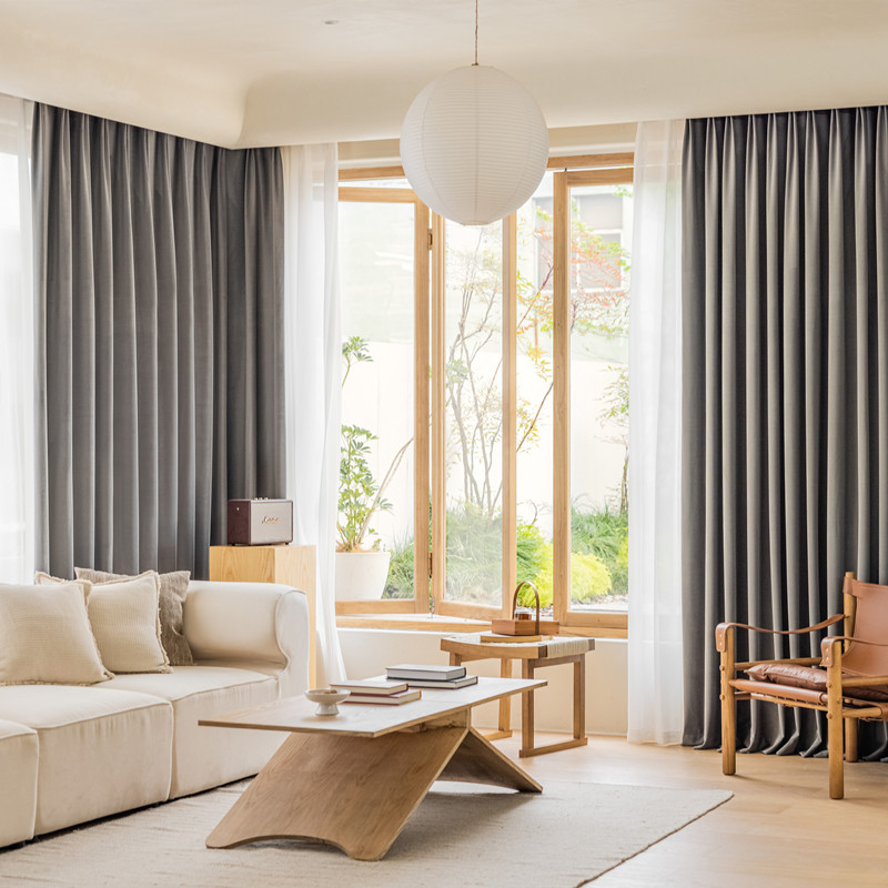 新款日式遮光绒布窗帘客厅卧室轻奢现代大气简约原木风别墅窗帘布