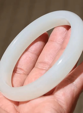 60mm小胡子玉器于田料手镯