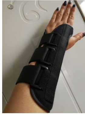 手腕骨折固定夹板扭伤腕管综合症