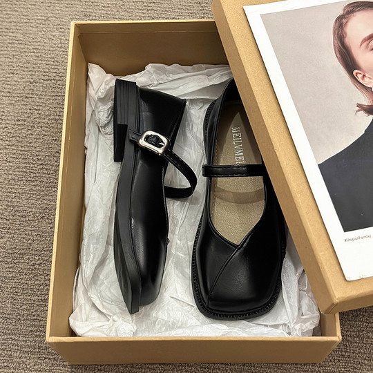 Summer silver flat French style shoes