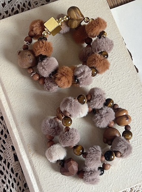 啊啊啊啊好温暖！秋冬毛绒绒的檀木质手串复古礼物送人