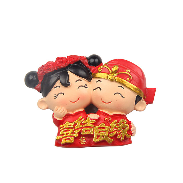 Creative festive wedding gift magnet couple resin