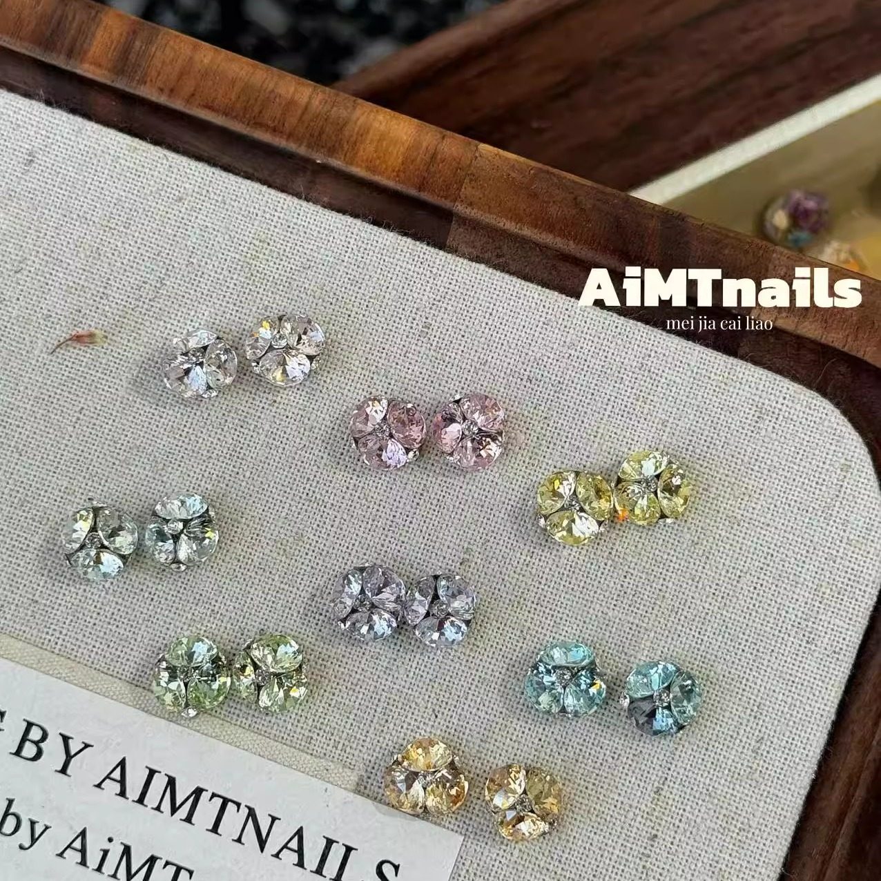 「AiMTnails马姑娘家高品质仿华1:1彩色33切无缝尖底圆钻球成品」,淘宝优惠券,粉丝福利购,淘宝优惠卷