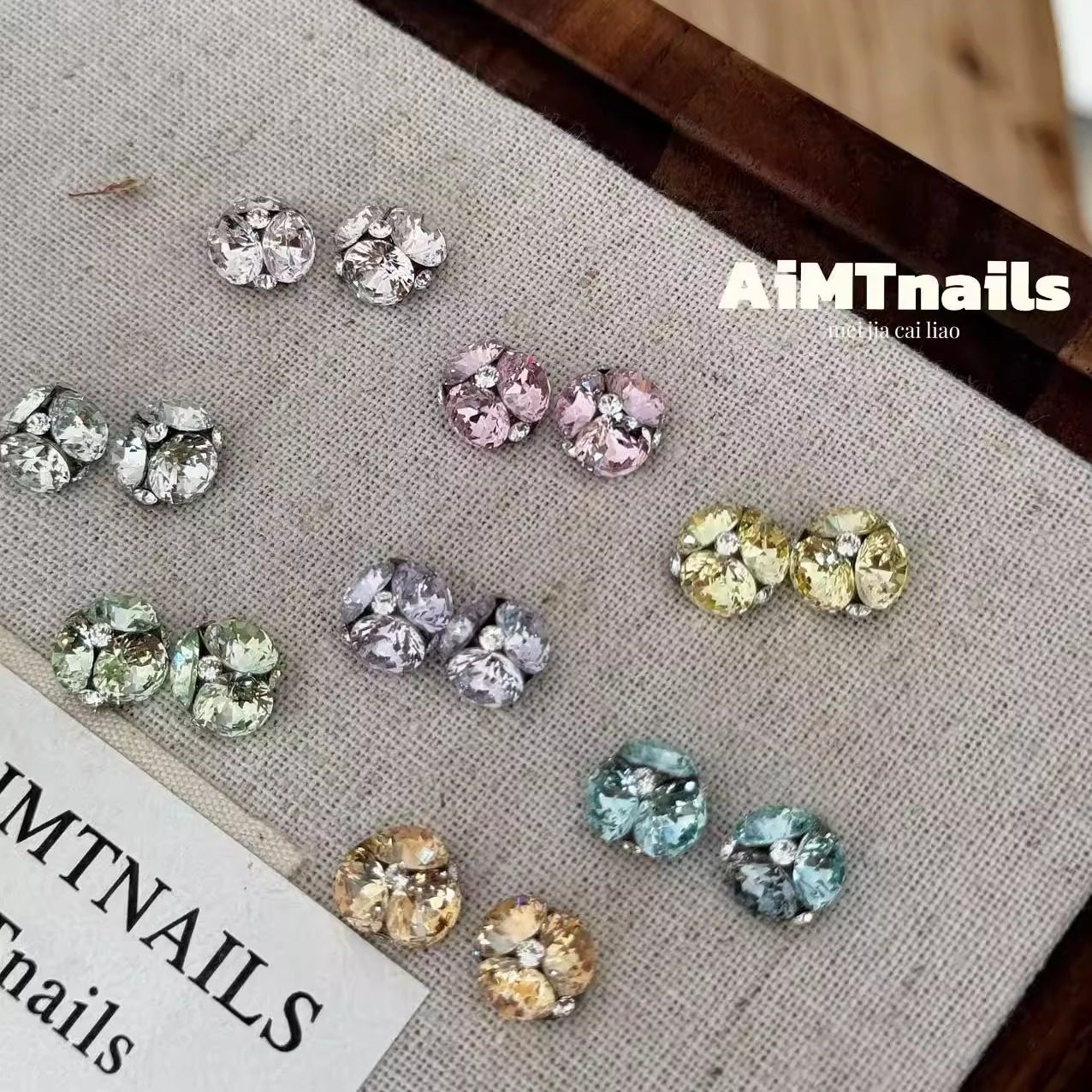 「AiMTnails马姑娘家高品质仿华1:1彩色33切无缝尖底圆钻球成品」,淘宝优惠券,粉丝福利购,淘宝优惠卷