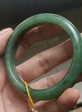 商场撤柜天然和田玉碧玉手镯玉镯无纹裂 带国家官方证书保真品n46