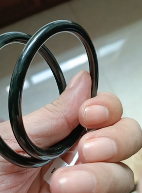 商场撤柜-天然和田玉叮当镯美人镯手镯玉镯一对 带证书保真品g32