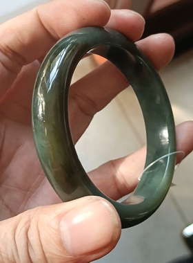 商场撤柜天然和田玉一口糖手镯玉镯子 带国家官方证书保真品q21