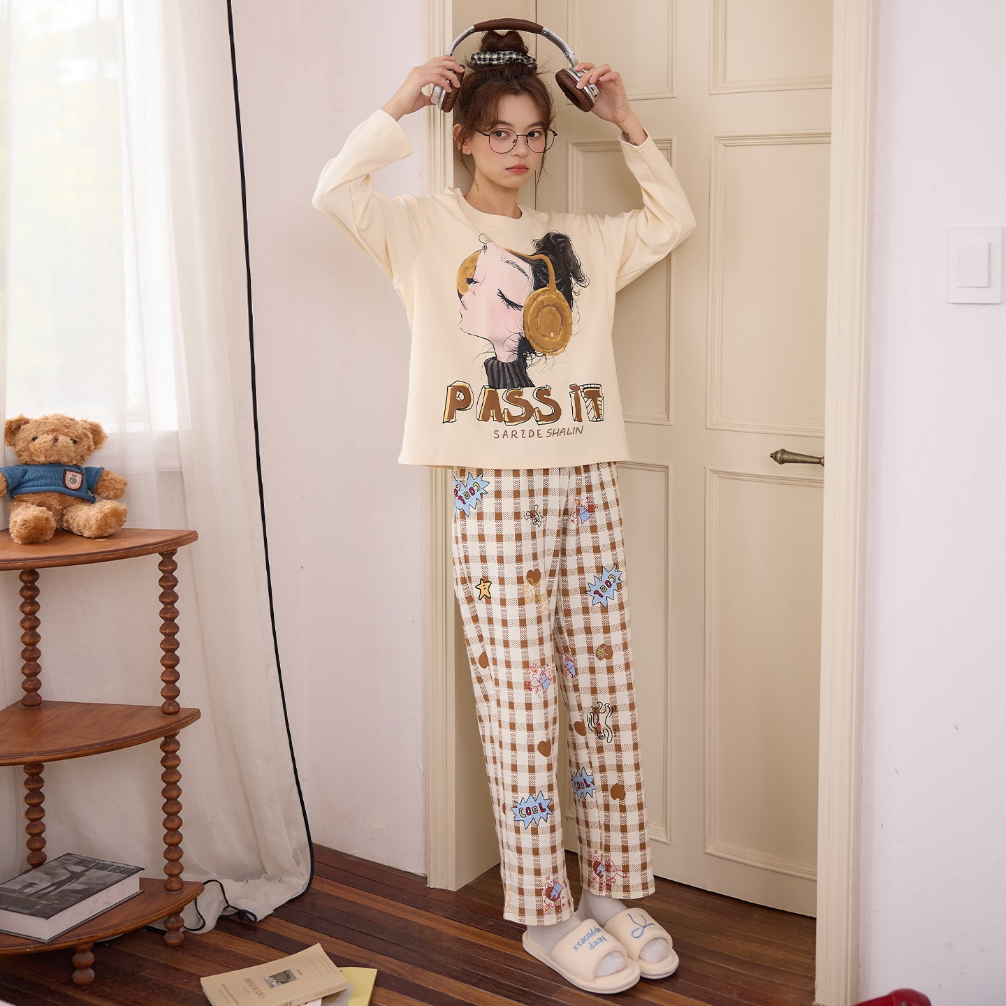 带胸垫纯棉睡衣女款秋冬季长袖卡通可爱少女学生春秋家居服可外穿,淘宝优惠券,粉丝福利购,淘宝优惠卷