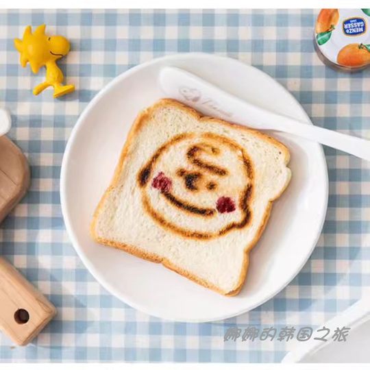 Korean spot direct mail domestic purchasing agent ins blogger same Snoopy breakfast toaster bread machine gift gift