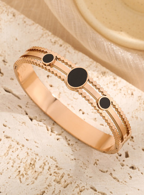 欧美时尚个性钛钢手镯镶钻圆黑片钛钢气质手简约百搭复古手镯手饰