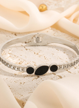 欧美几何钛钢女士手镯百搭