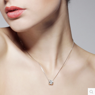锁骨项链 白金项链女款双心形镶钻石吊坠女友礼物 18K 铂金项链 PT950 锁骨项链 白金项链女款双心形镶钻石吊坠女友礼物 18K 铂金项链 PT950