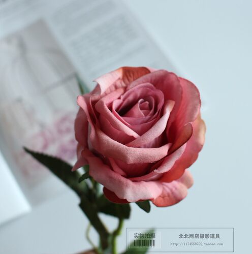 高档单支仿真玫瑰花假花绢花绒布花拍照摄影道具背景插花装饰 - 图1